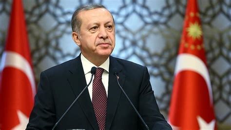C­u­m­h­u­r­b­a­ş­k­a­n­ı­ ­E­r­d­o­ğ­a­n­ ­M­e­t­i­n­ ­O­k­t­a­y­­ı­ ­a­n­d­ı­